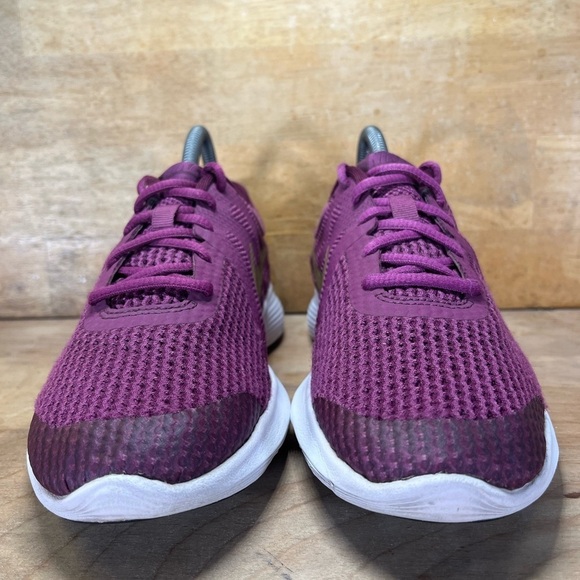 Nike Revolution 4 Womens Size 7.5 (6Y) Running Shoes Tea Berry/Metallic Gold - Picture 2 of 8